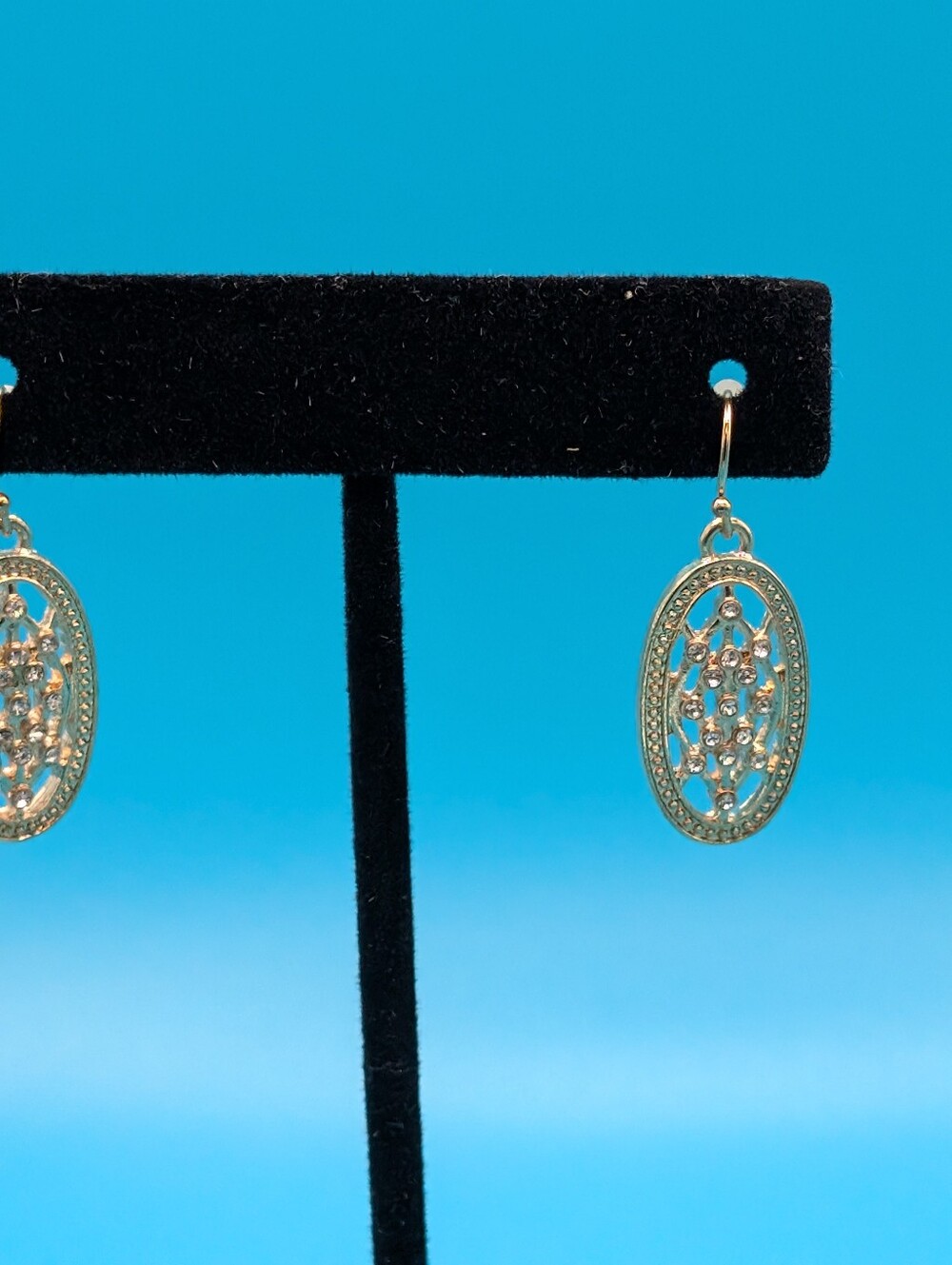 Gold Oval Filigree Drop Earrings - Women Jewelry
